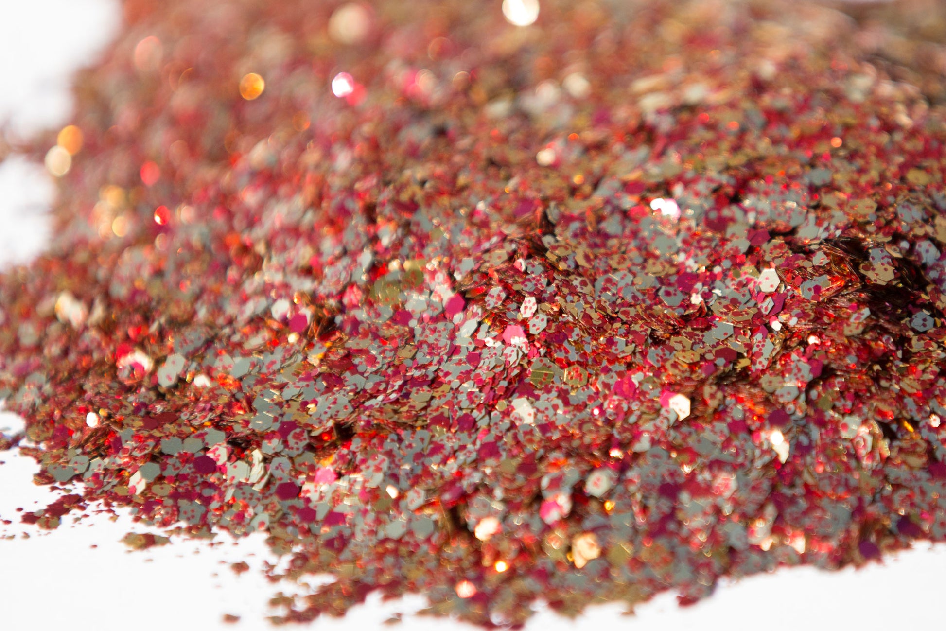 custom glitter, chunky glitter, gold red glitter