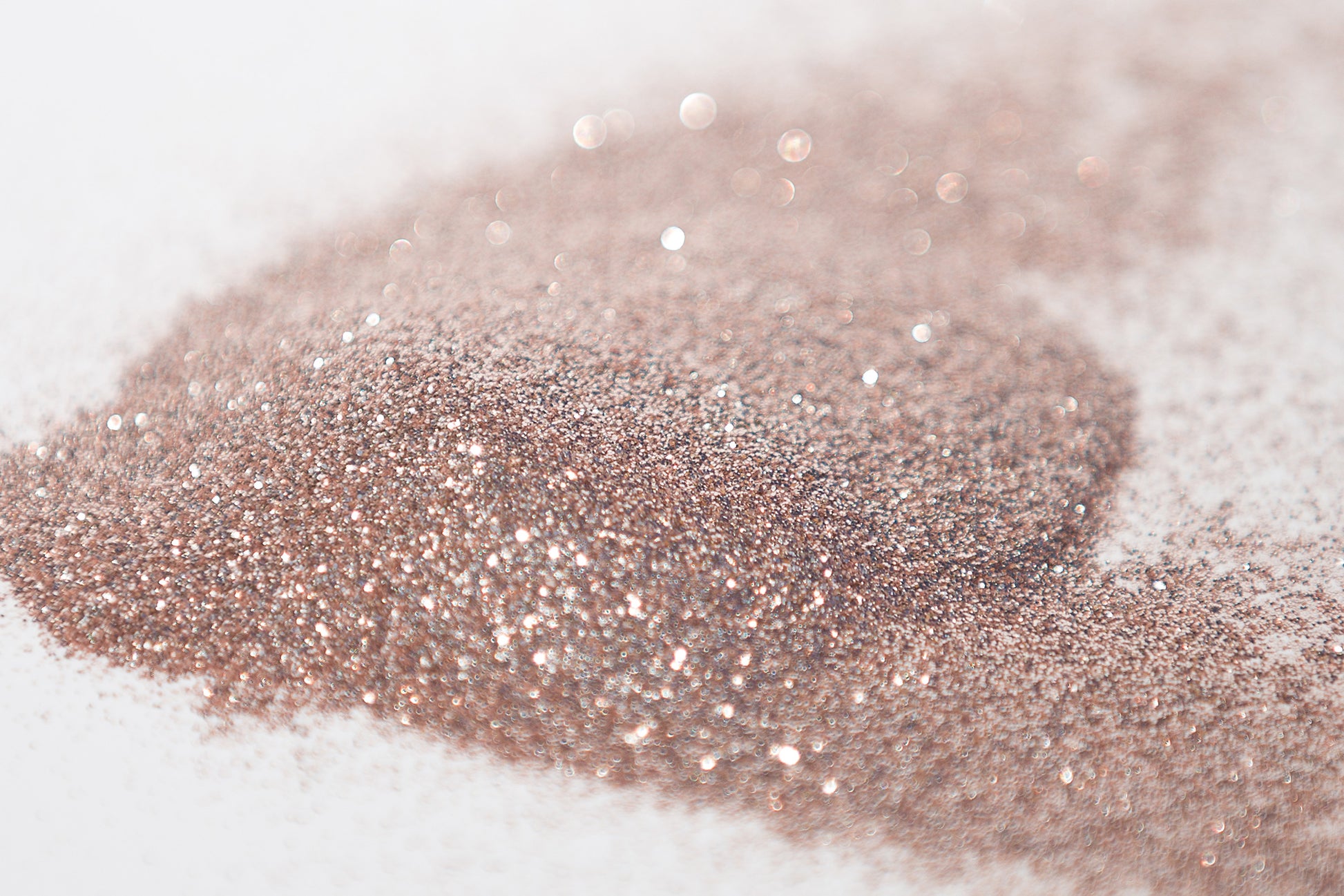 metallic glitter, fine glitter